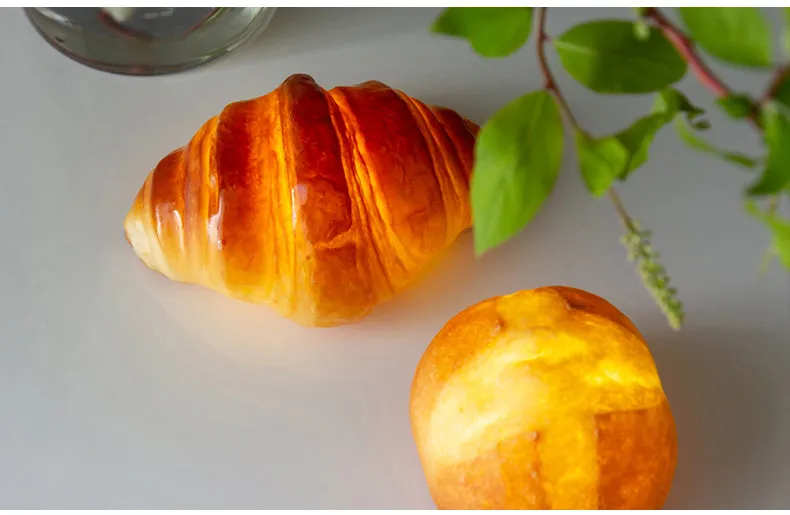 Baked Bread LED Battery Powered Night Light