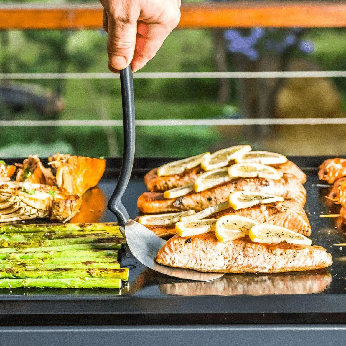BBQ Chopula - Chopping Sit Up Spatula
