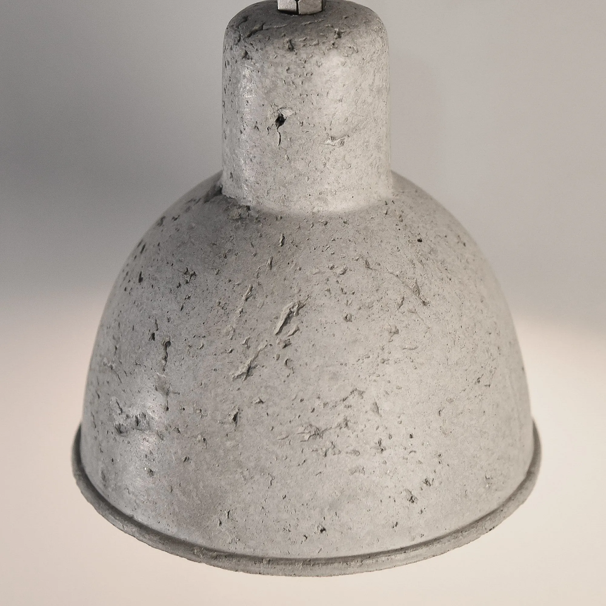 Clh159 Mountainside Concrete Light