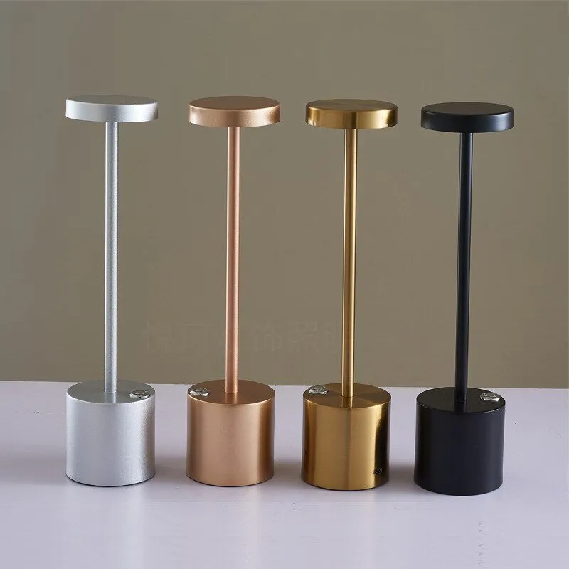 Cordless LED Retro Table Lamp