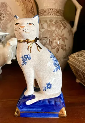 HTF Blue Chintz Roses English Transferware Staffordshire Mantle Cat w/ Bows RARE
