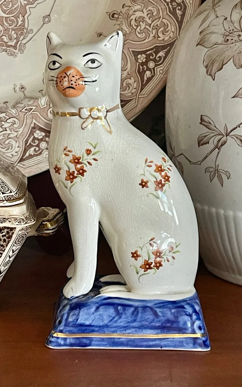HTF Pair Flower Chintz English Staffordshire Mantle Cats