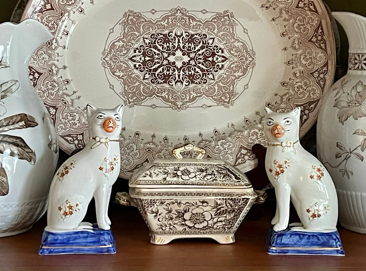 HTF Pair Flower Chintz English Staffordshire Mantle Cats
