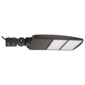 LED Pole Light, 200 Watts, 26500 Lumens, 5000K, Slipfitter Mount, 277-480V