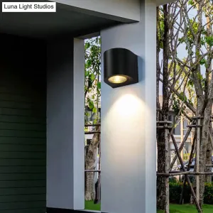 Modern Black Metal Pipe LED Wall Sconce for Courtyard Lighting