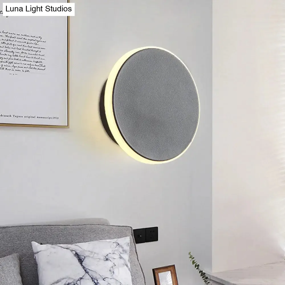Modern Black/White LED Disc Sconce: Single Acrylic Wall Light in Warm/White