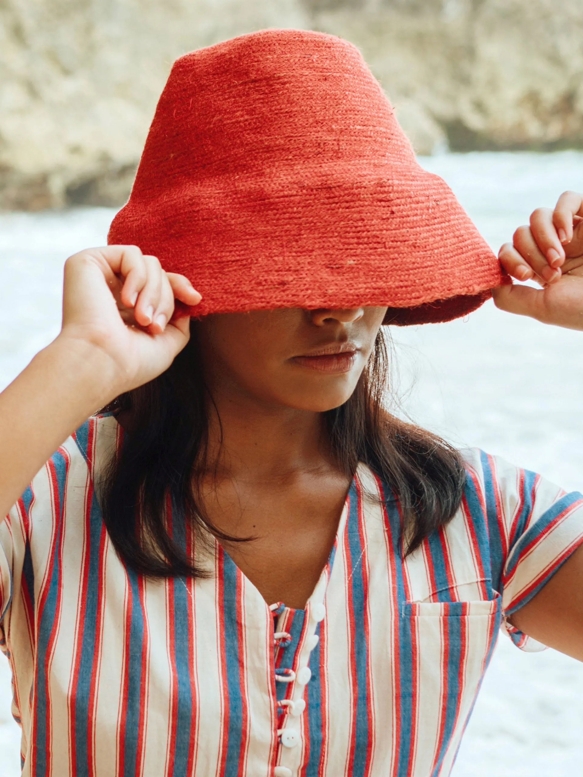 Naomi jute clochet straw hat in red