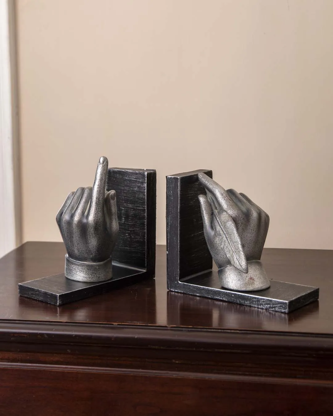 'Read to Write' Bookends