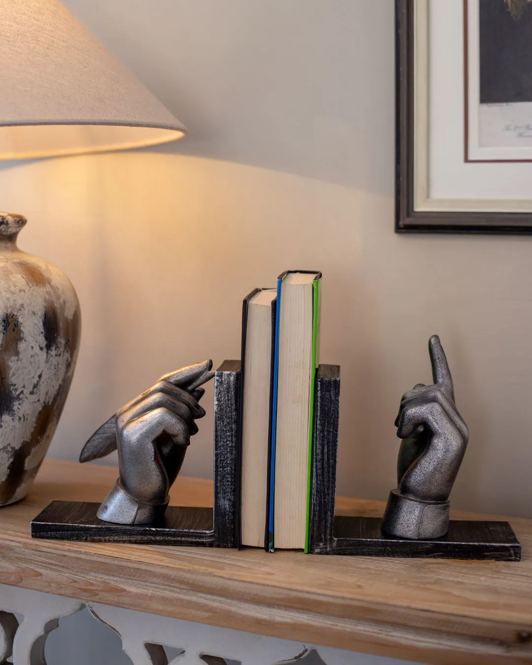 'Read to Write' Bookends