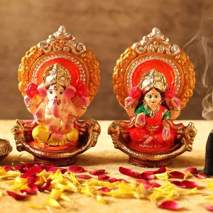 Yashvin® @ Diwali Gift Items Idols Laxmi Ganesh Murti for Diwali Puja, Lakshmi Ganapati Murti for Home Office Diwali Decoration Items, Handmade Terracotta Clay Statue, Pooja Idols || PKN14.1.72